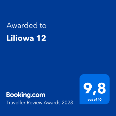Grafika Traveller Review Awards 2023. Otrzymaliśmy bardzo wysoką notę: 9,8